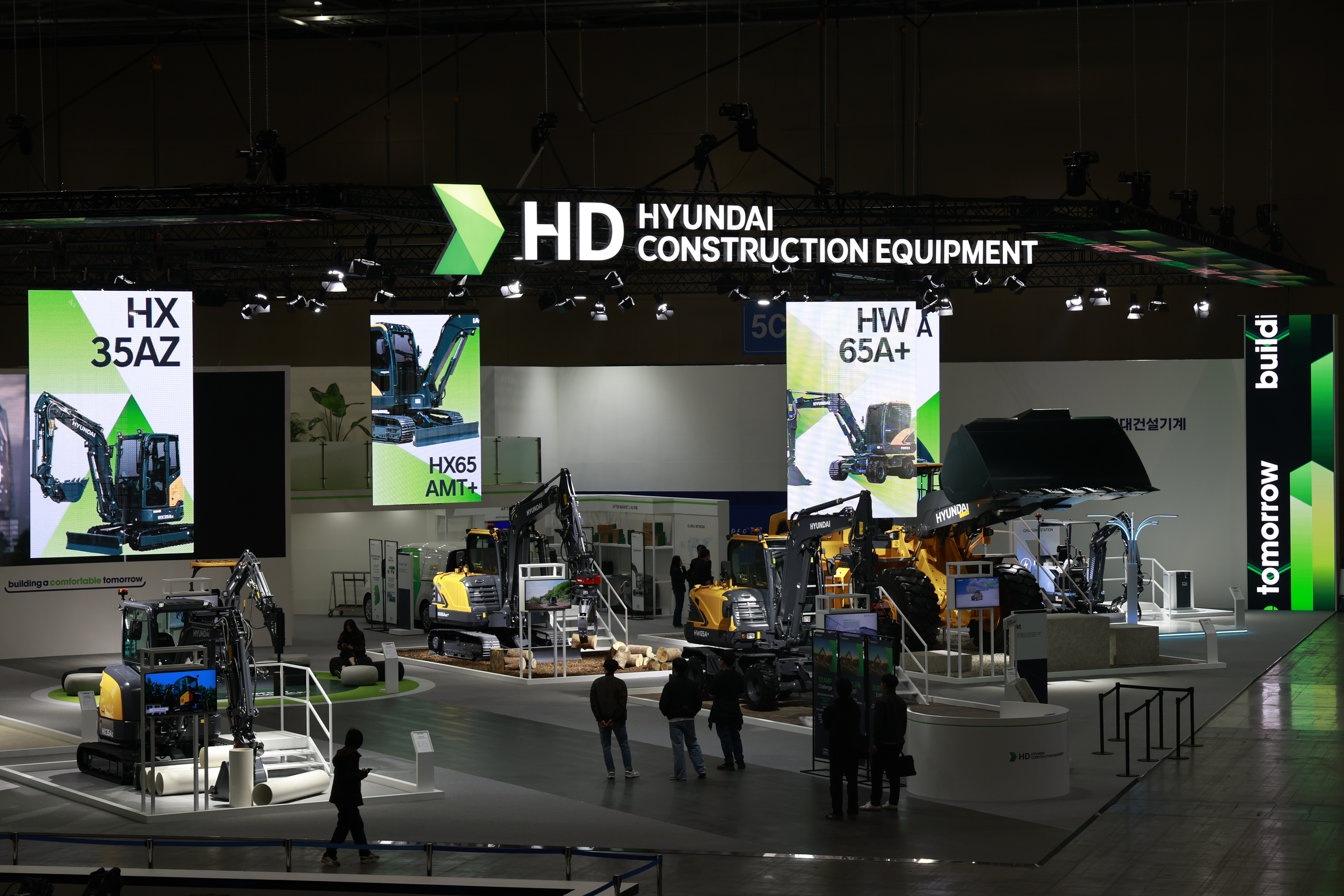 HD Hyundai Unveiled Technology & Products Ushering in Smart Construction Sites at Korea's Largest Construction Equipment Exhibition