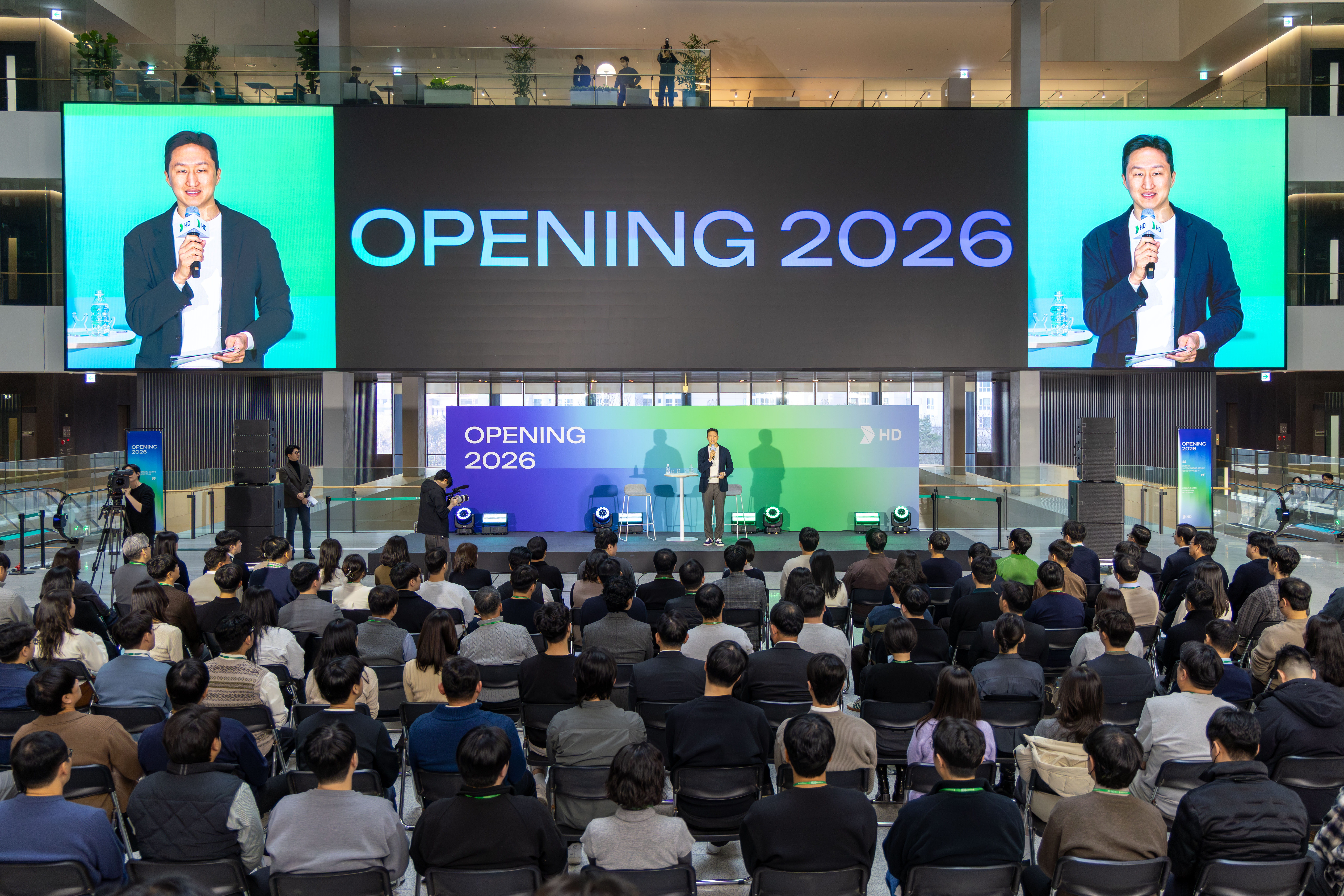 사진3. 5일(월), HD현대가 경기도 판교 글로벌R&D센터에서 오프닝 2026(Opening 2026)‘ 행사를 실시했다..jpg